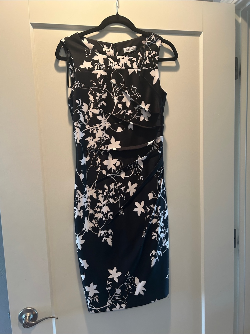 Calvin Klein Black Floral Print Sheath Dress